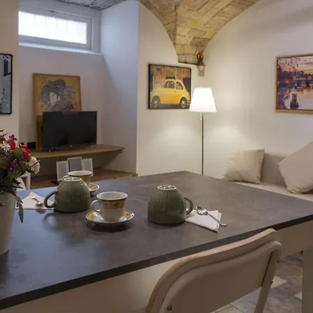 Maison 51 Trastevere Apartment *